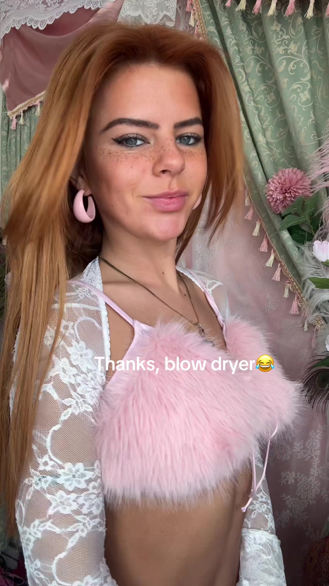 @⋆ ♱ ✩ Tegan Harris ✩ ♱ ⋆