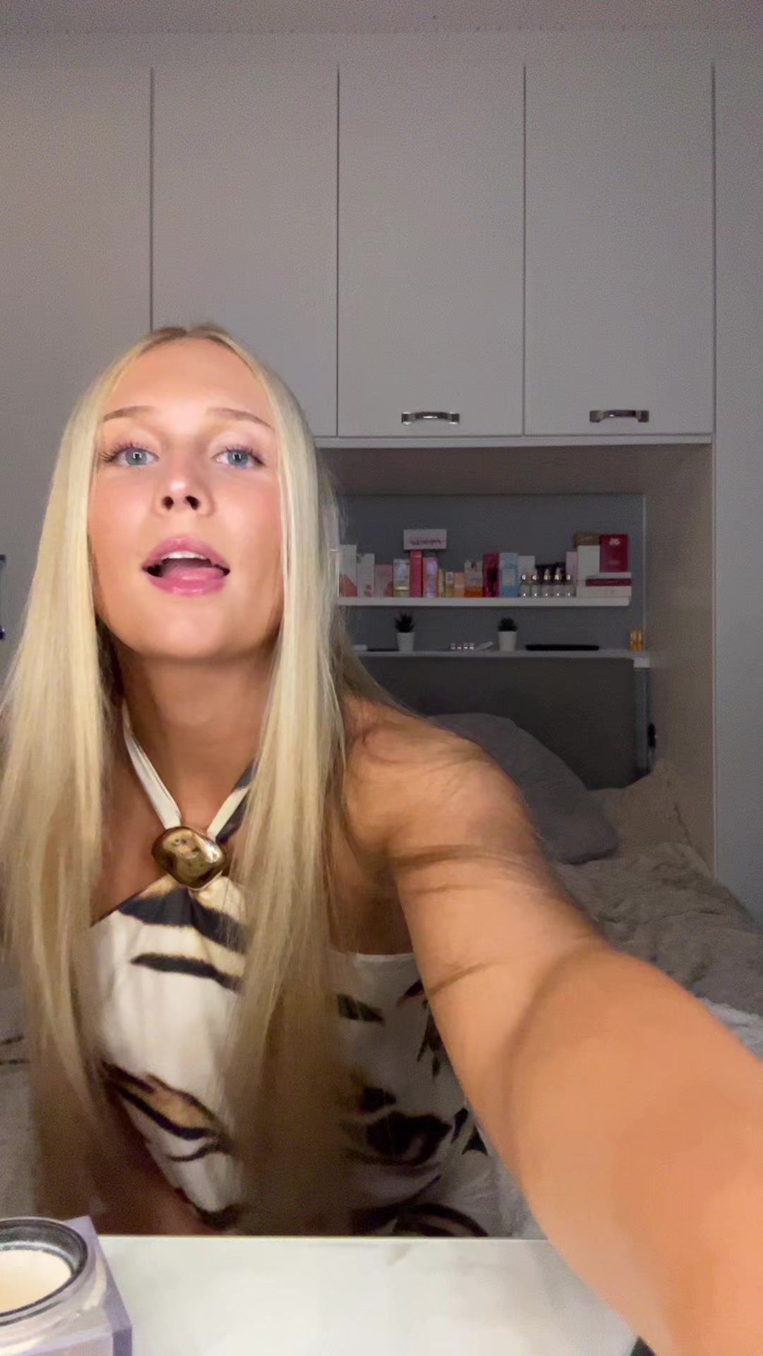 @elodie