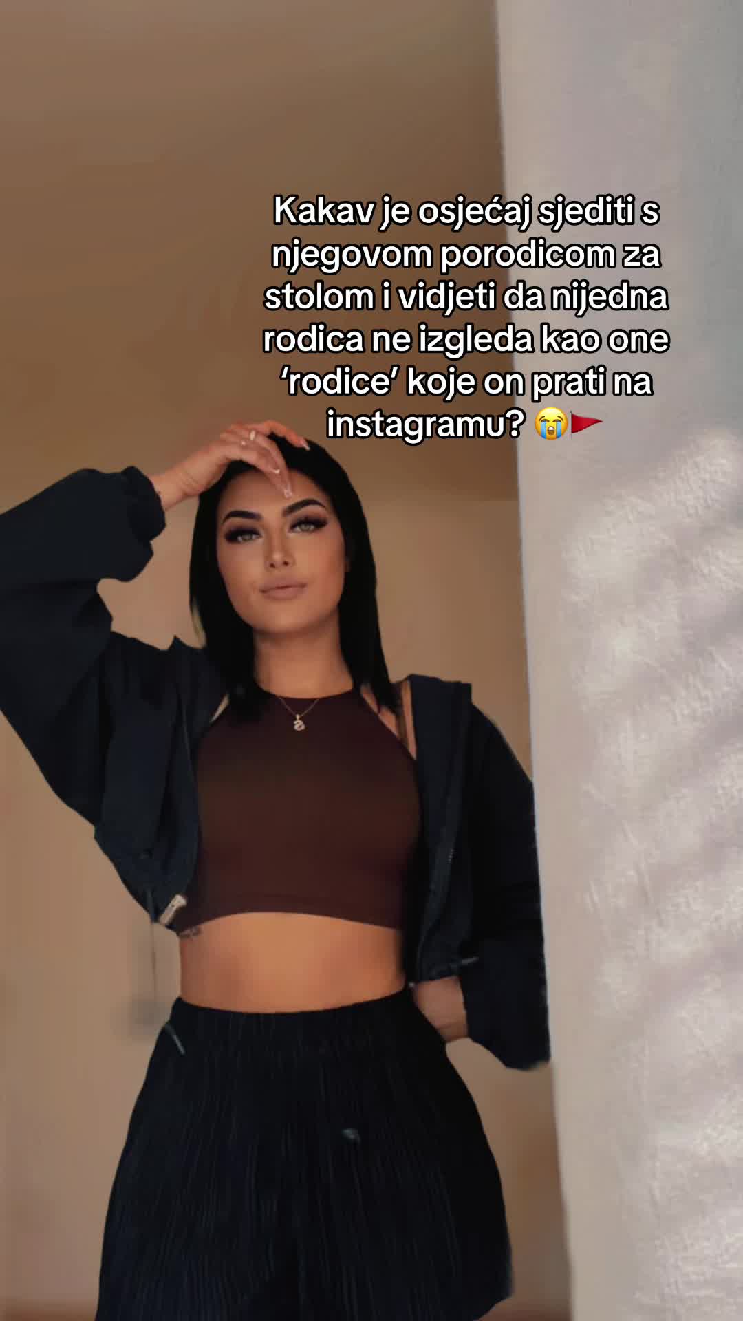 @Bella