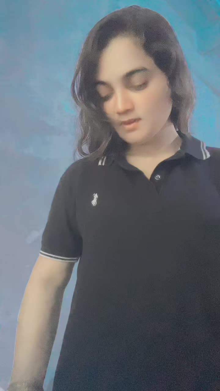 @Model Fara Malik