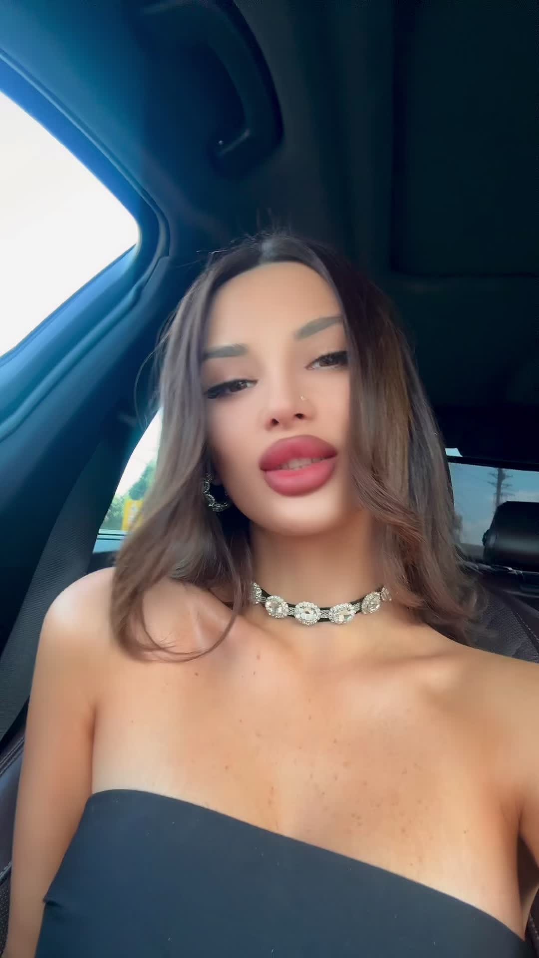 @Vika Khartchamadze💫