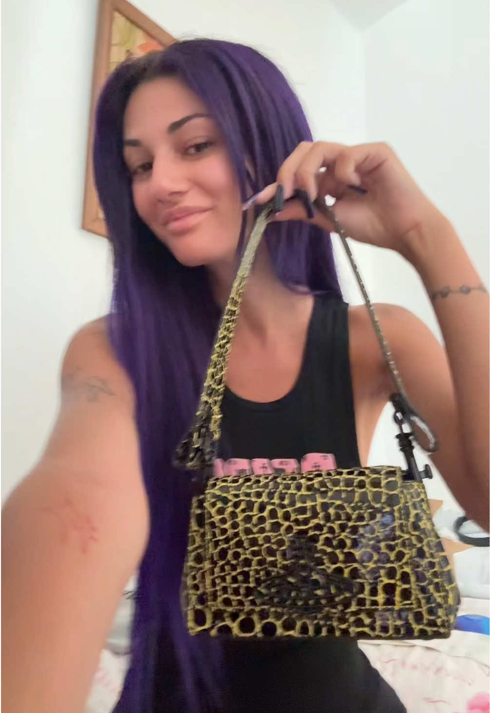 @v9