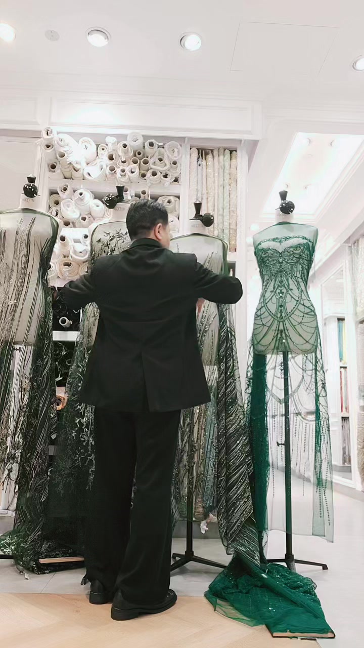 @HERU PRANATA THE DESIGNER W.