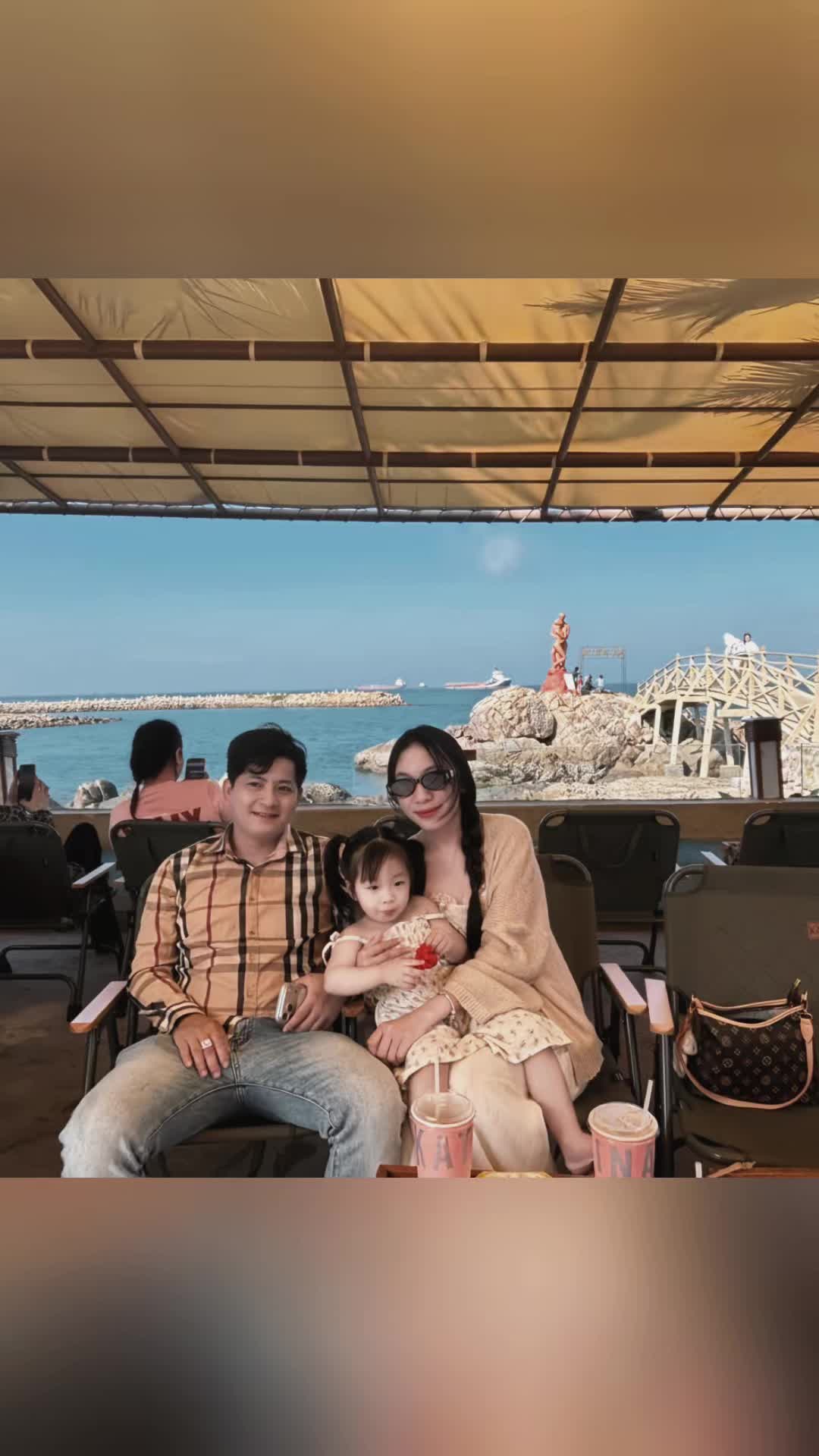 @Uyên Nhi