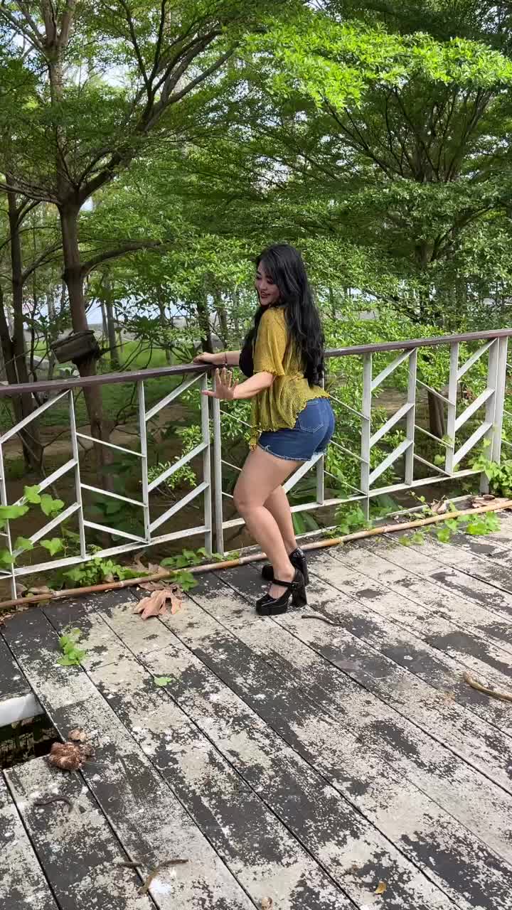 @Yulia Nadiva