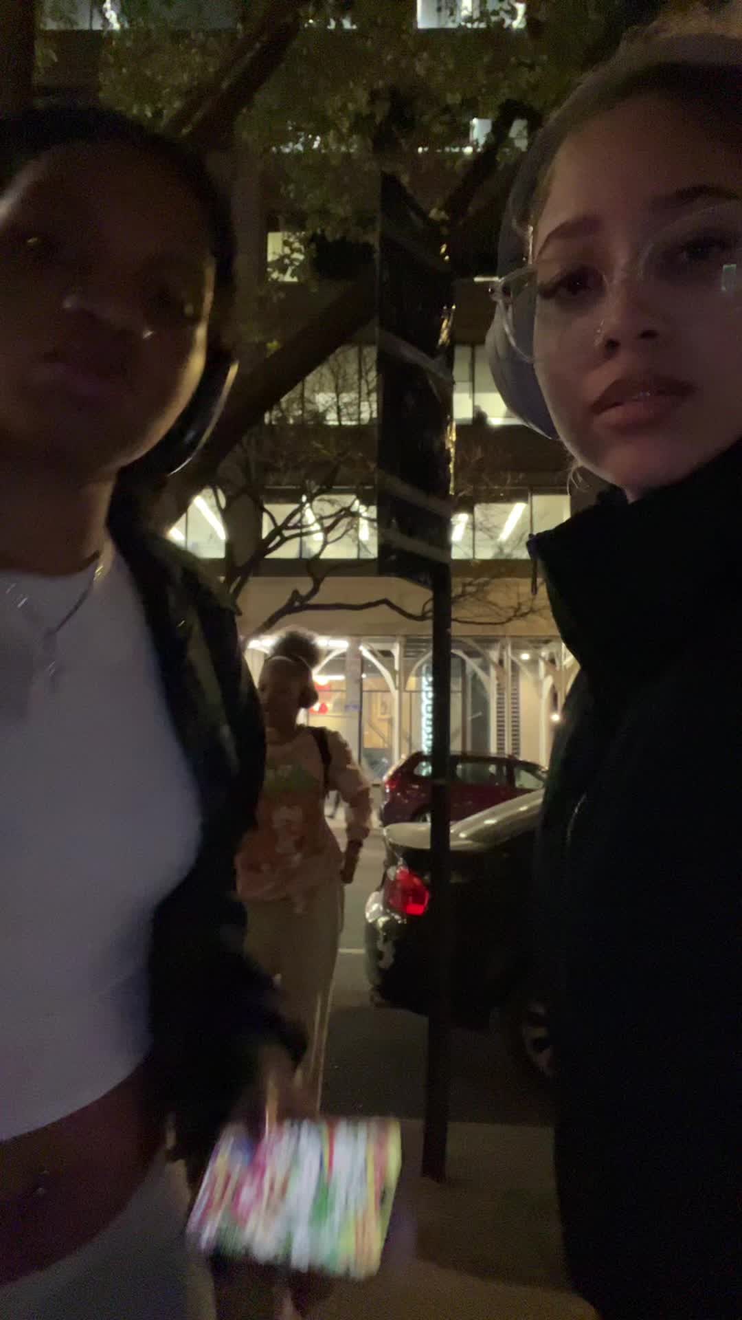 @💋