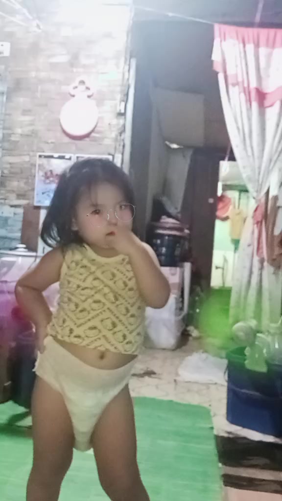 @juliecanta