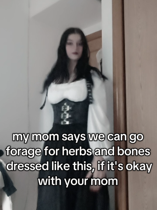 @Dev van goth