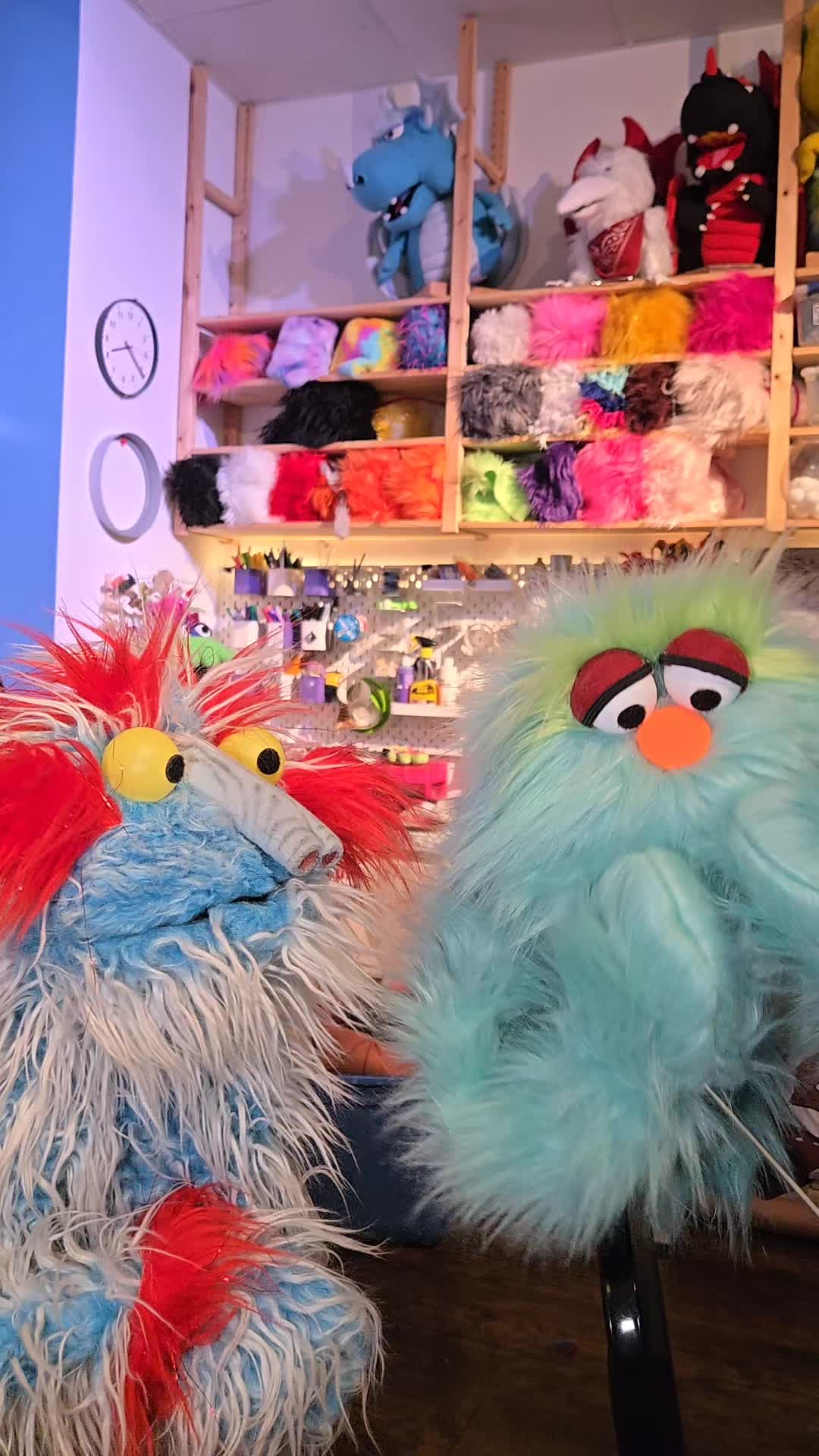 @lvpuppets