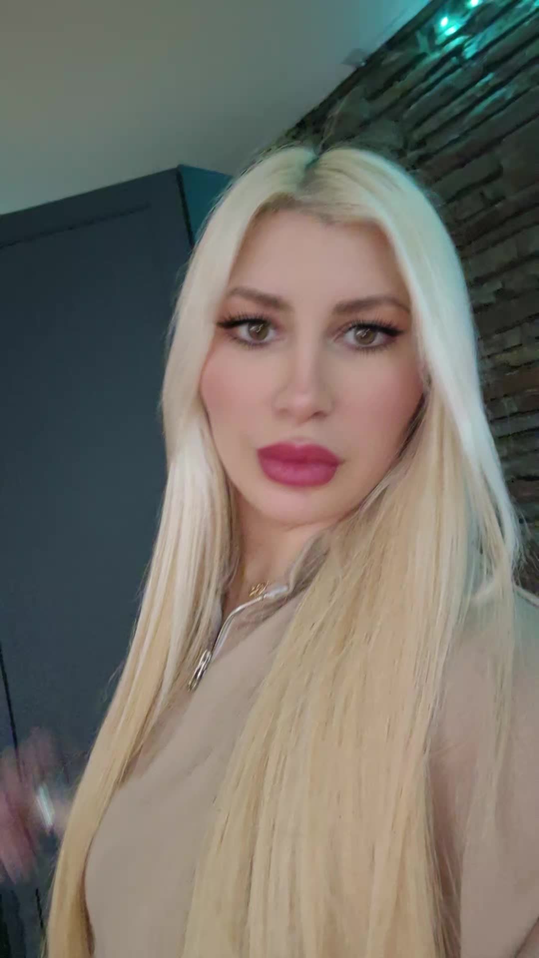 @TOXXIC💥