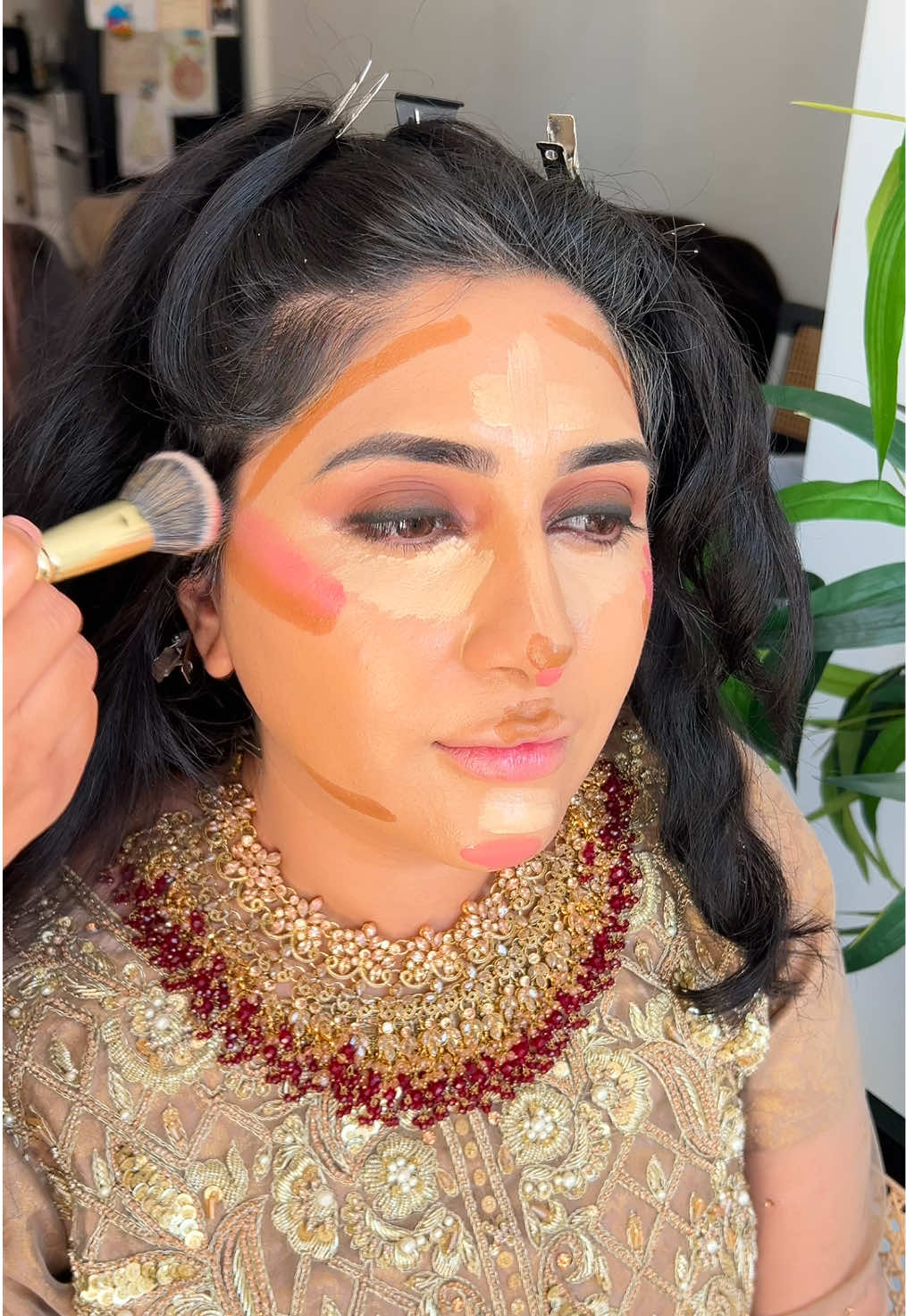 @rabiasglam