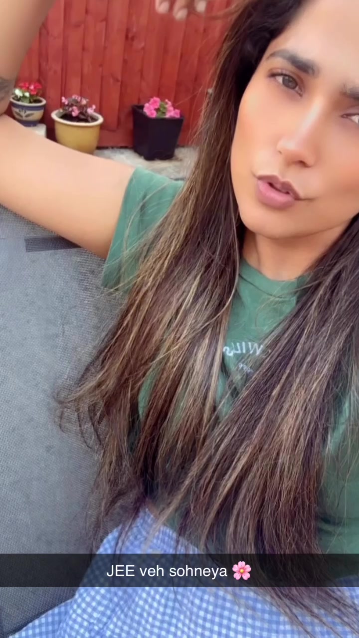 @zoya