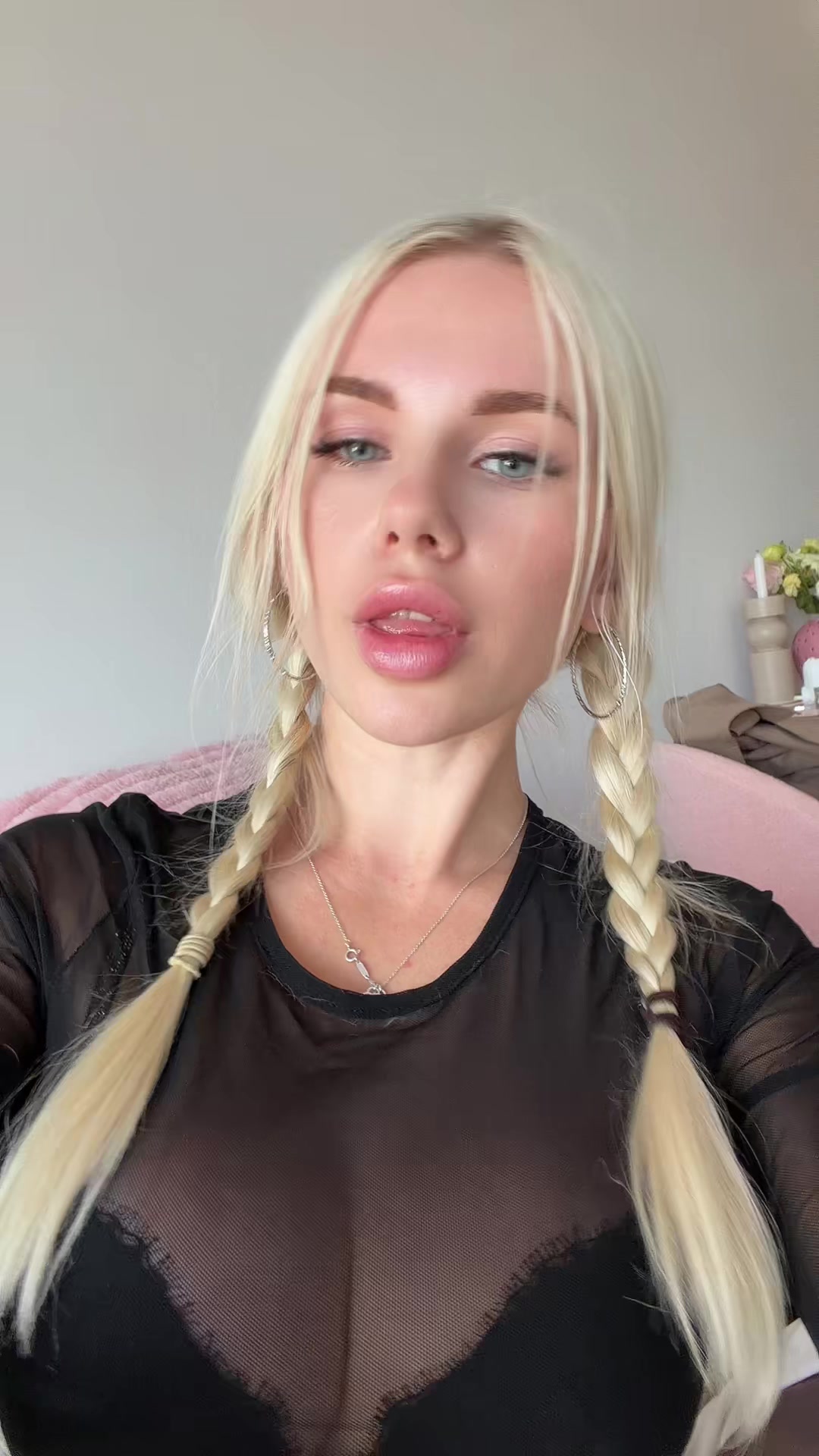 @Slavicblondexoxo