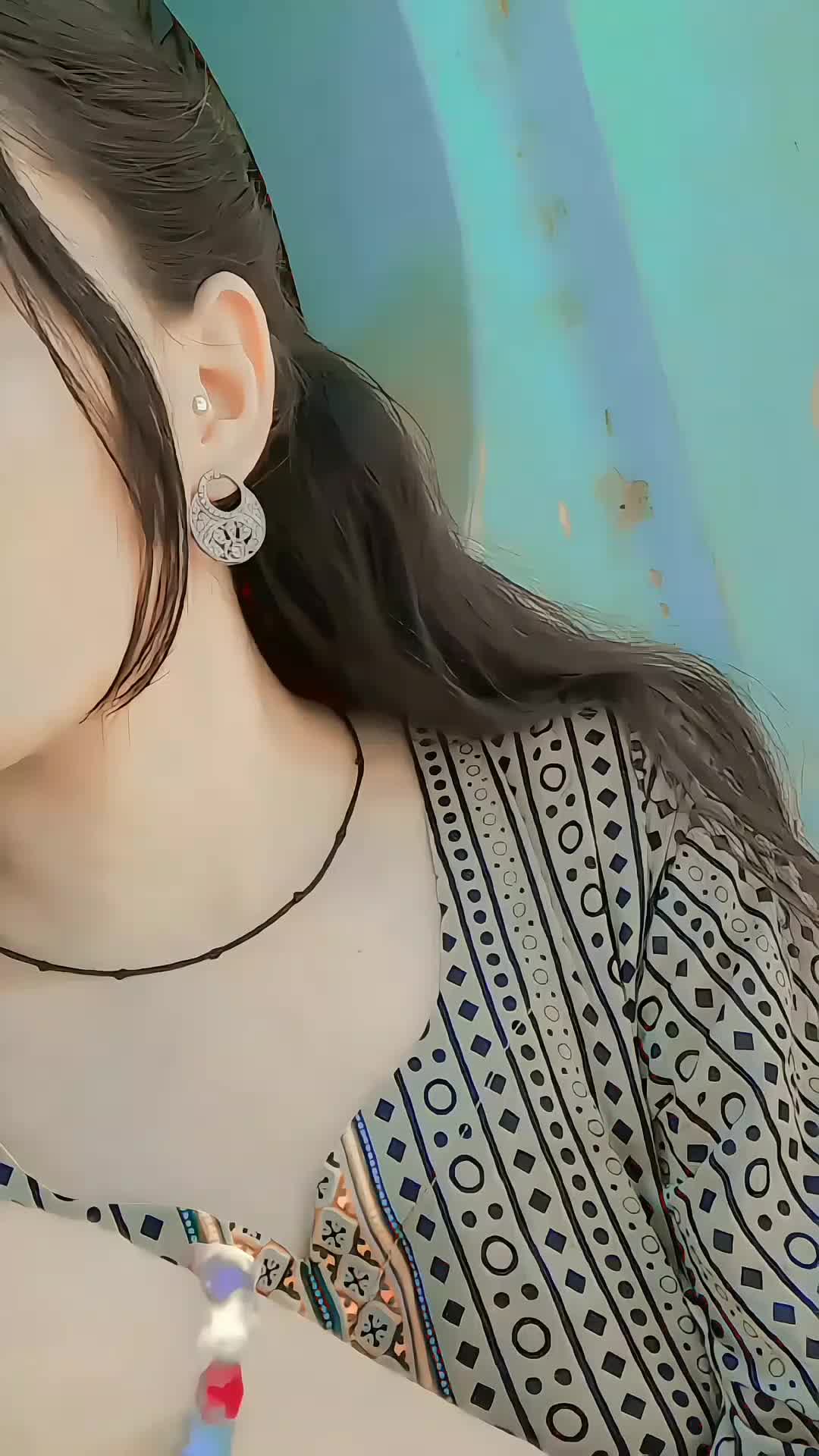 @༺ 🍁𝑬𝒚𝒆𝒔 𝒒𝒖𝒆𝒆𝒏🍁 ༻