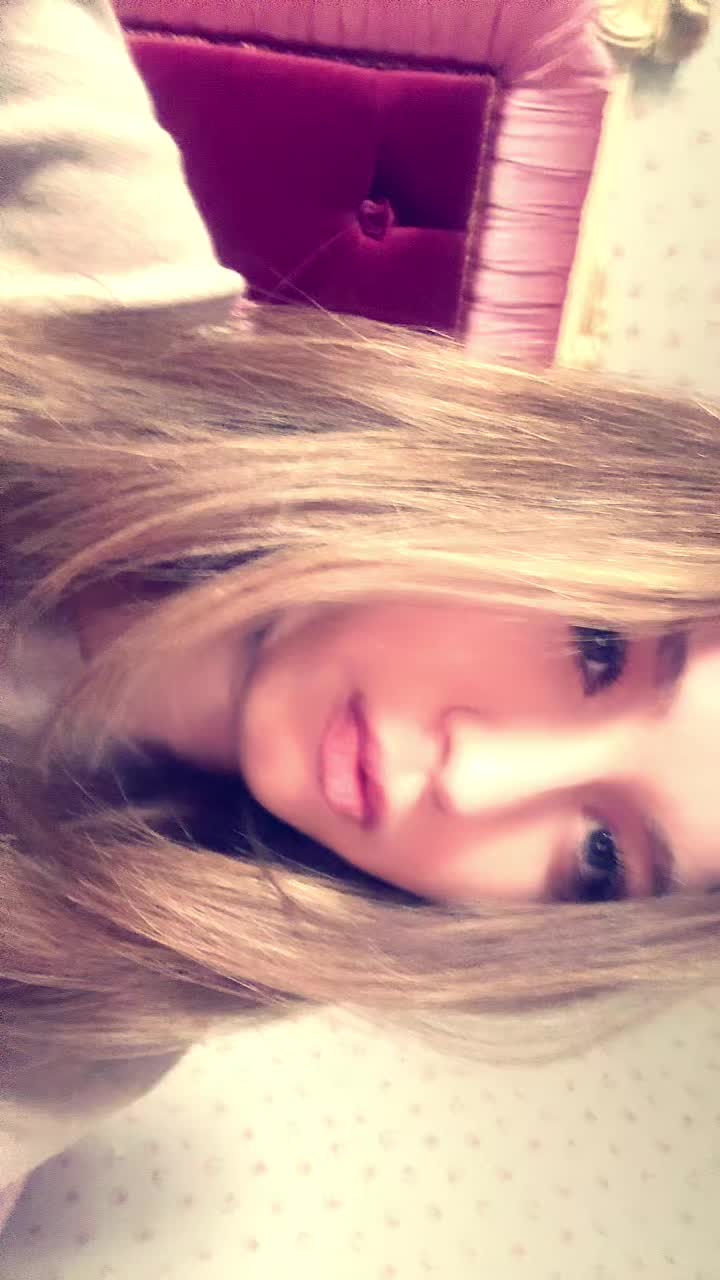 @anna