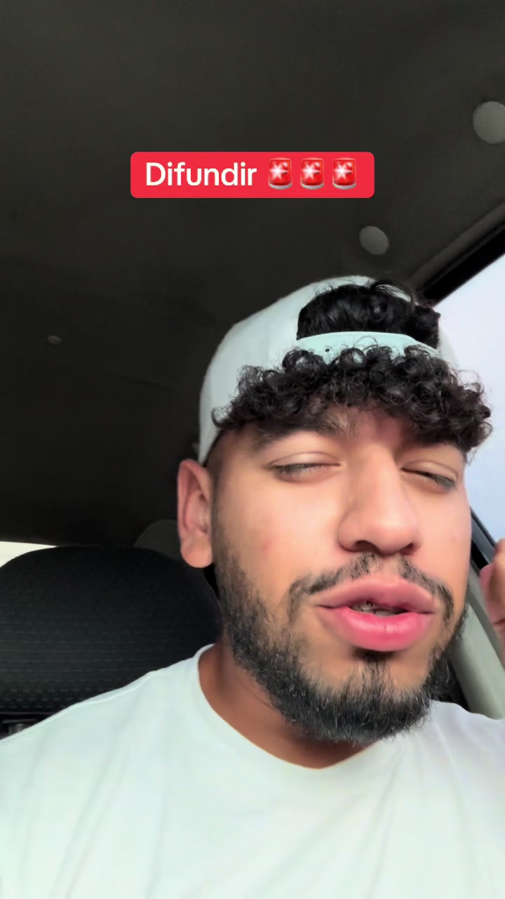 @Deiburgos15