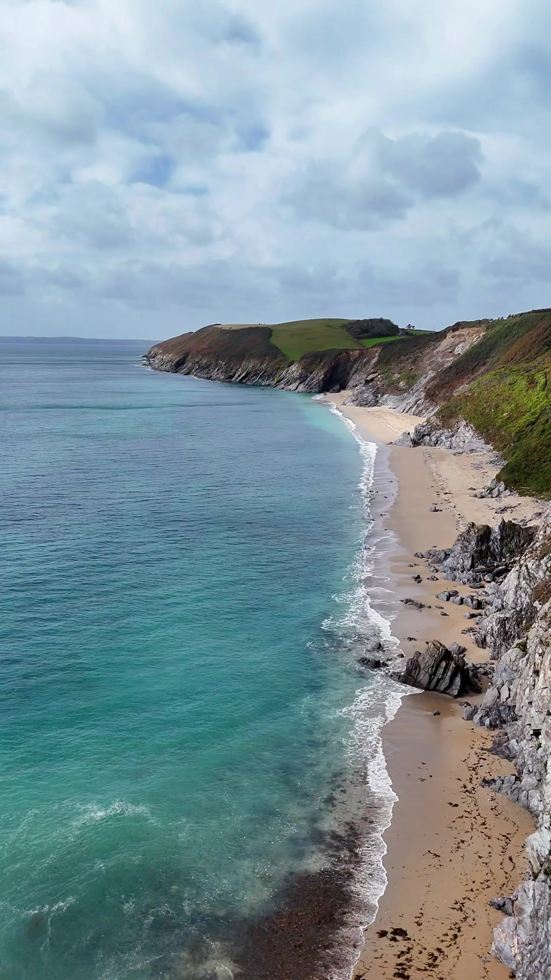 @DronescapeCornwall