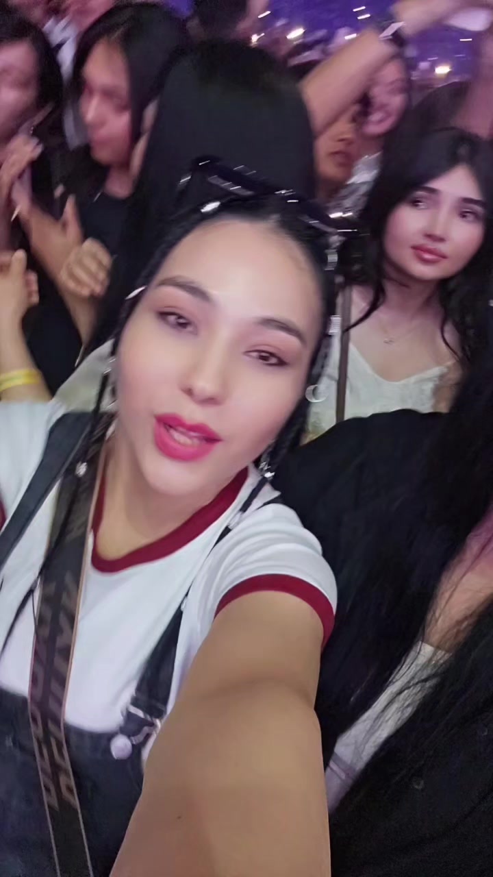 @RoRA