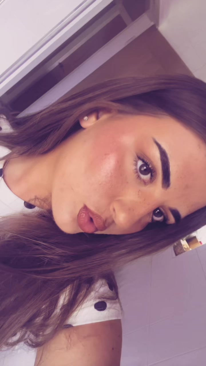 @I Z Z Y 🩶