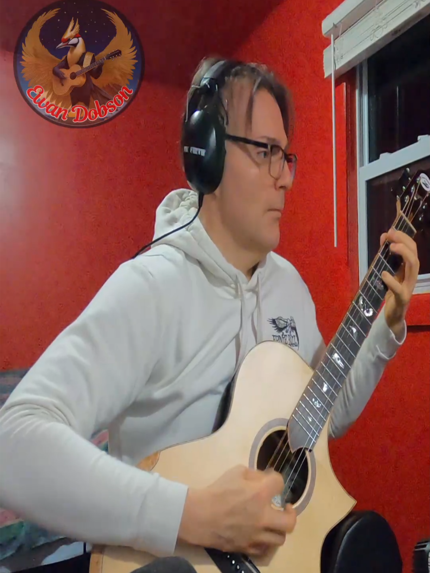 @Official Ewan Dobson