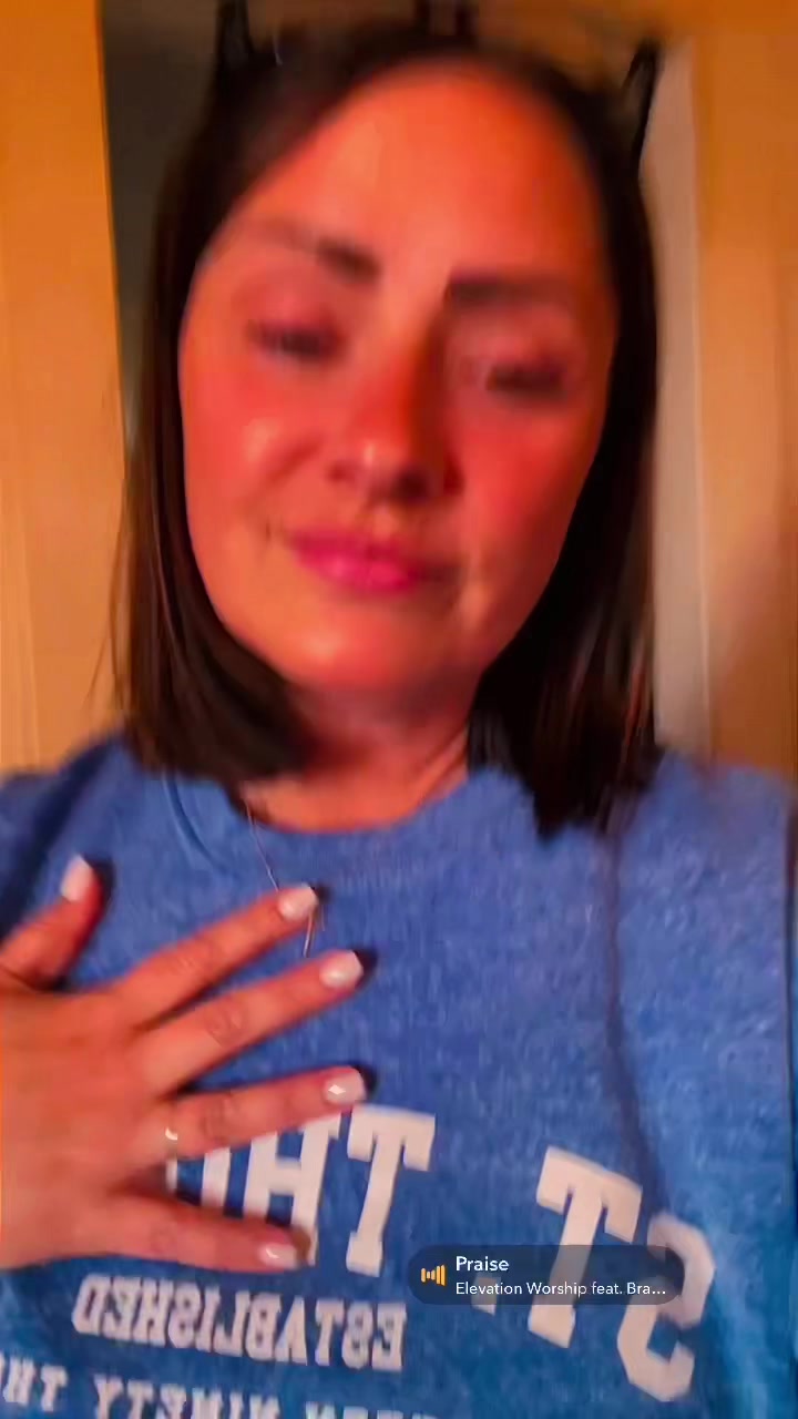 @LisaKaYY