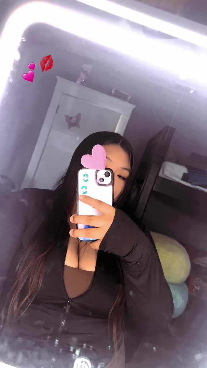 @𝐋𝐞𝐚𝐯𝐞 𝐚 𝐦𝐞𝐬𝐬𝐚𝐠𝐞..