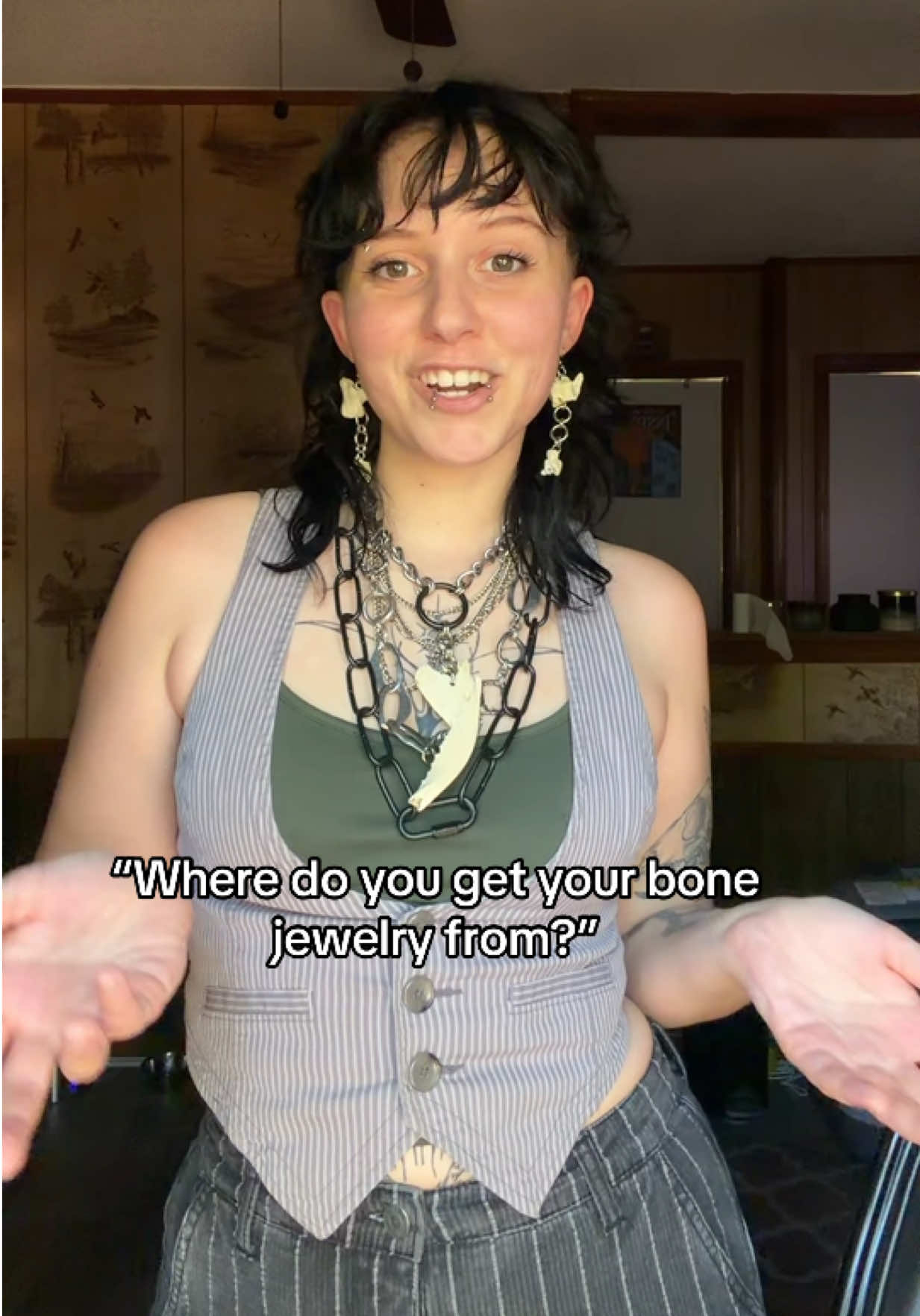 @Closet&ensp;Of&ensp;Skeletons