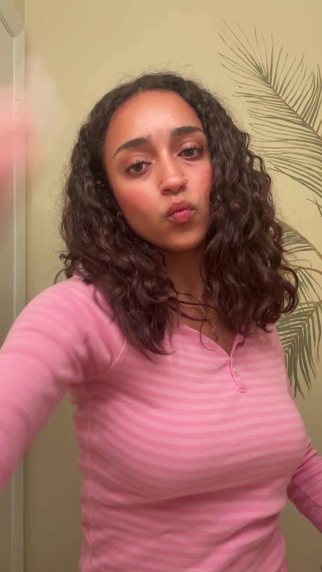 @👣👣