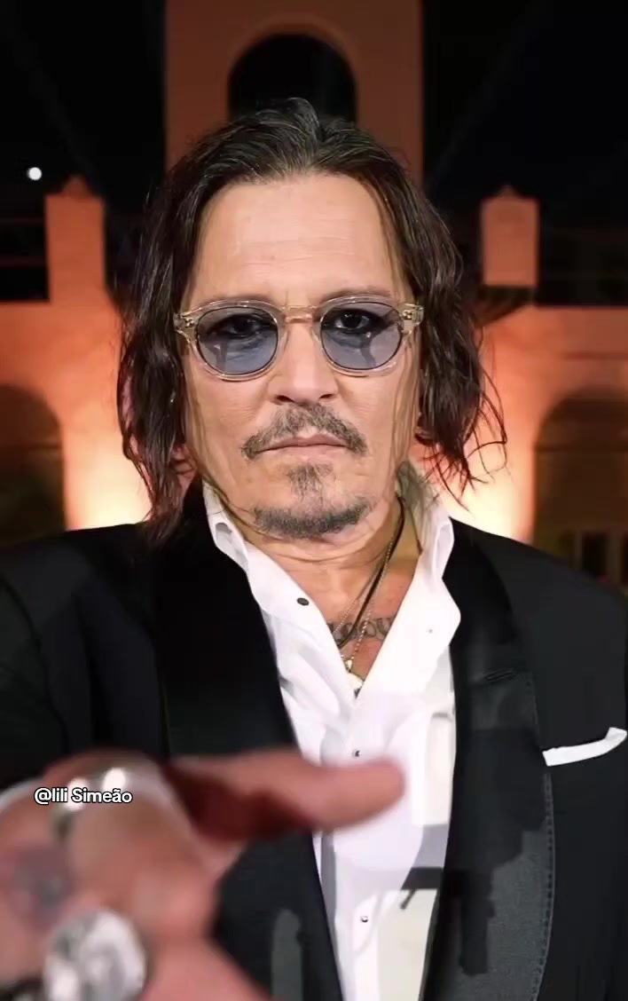 @Lili Sime&atilde;o
