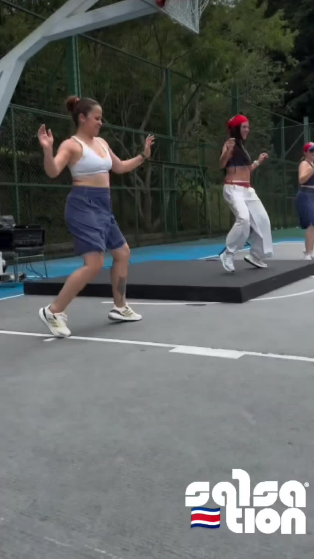 @Adriana Villalobos A
