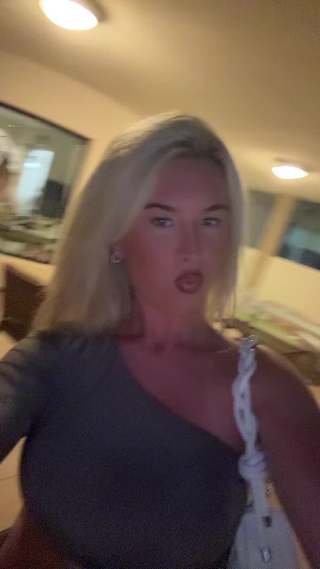 @Elleyjean