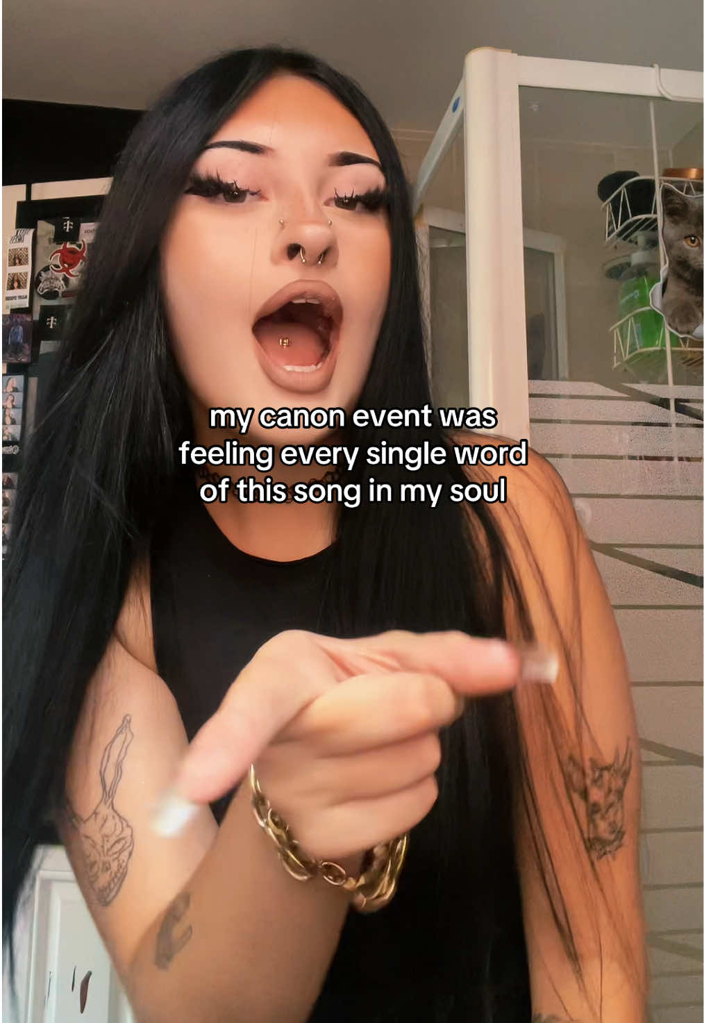 @𝐄𝐕𝐄𝐑𝐋𝐘𝐍