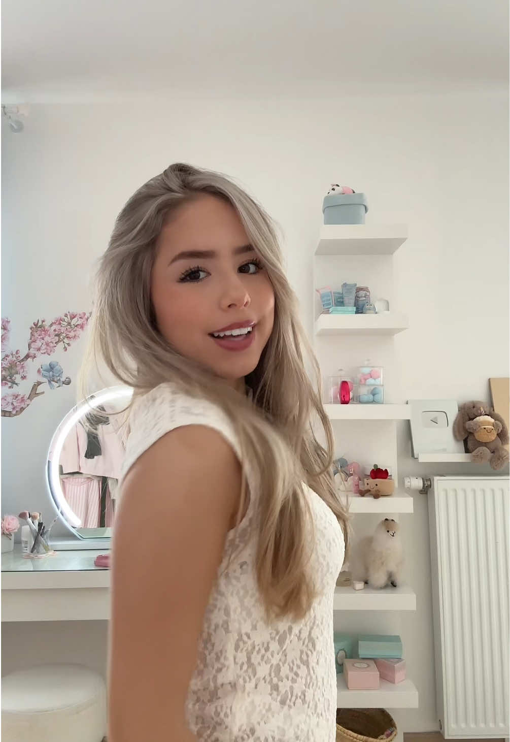 @Kiaraparis