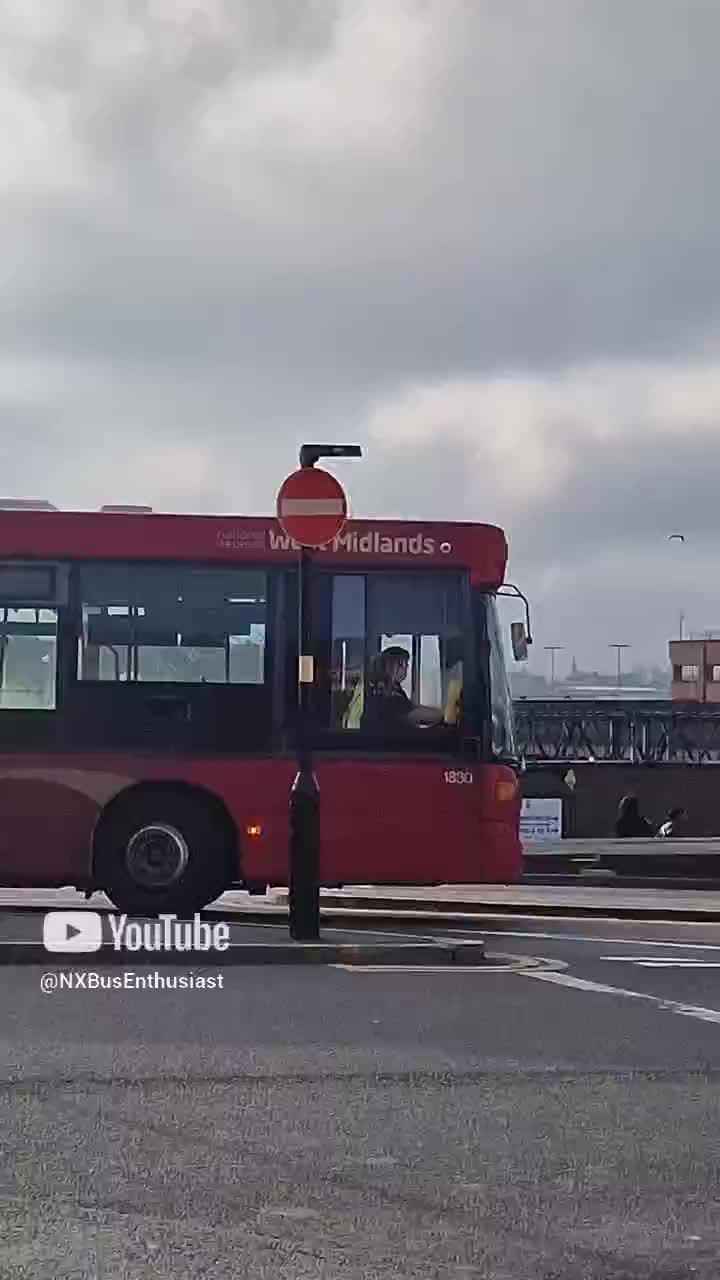 @NXWMBusSpotter