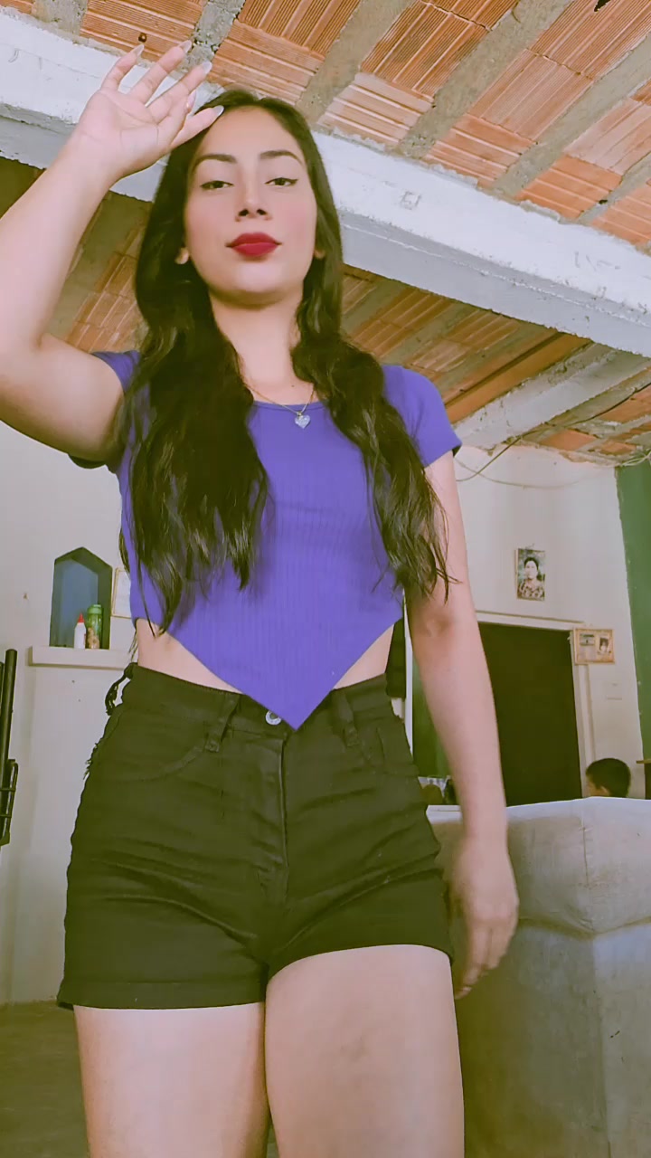 @YadhiraYarleque