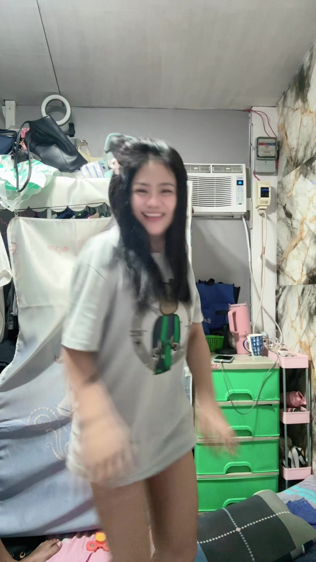 @Valeen