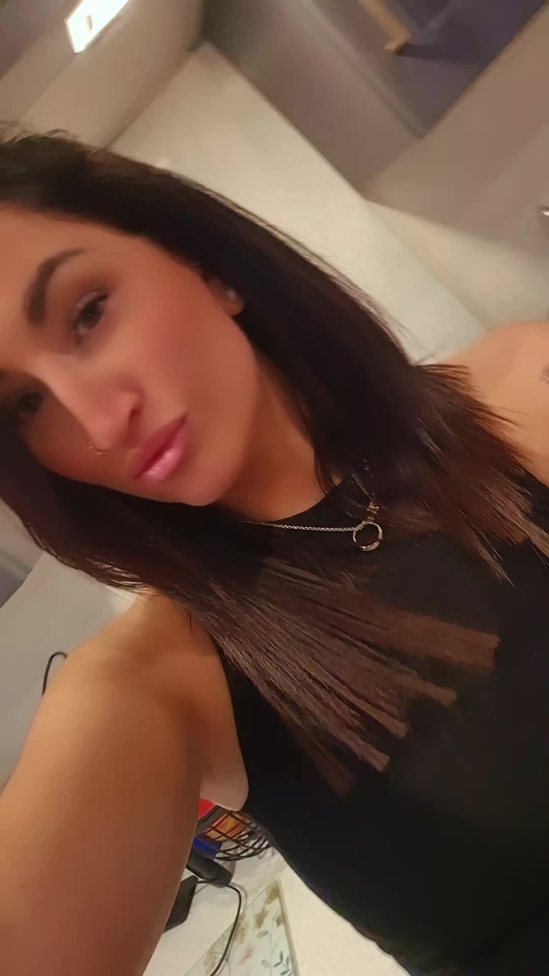 @Holly-Jane