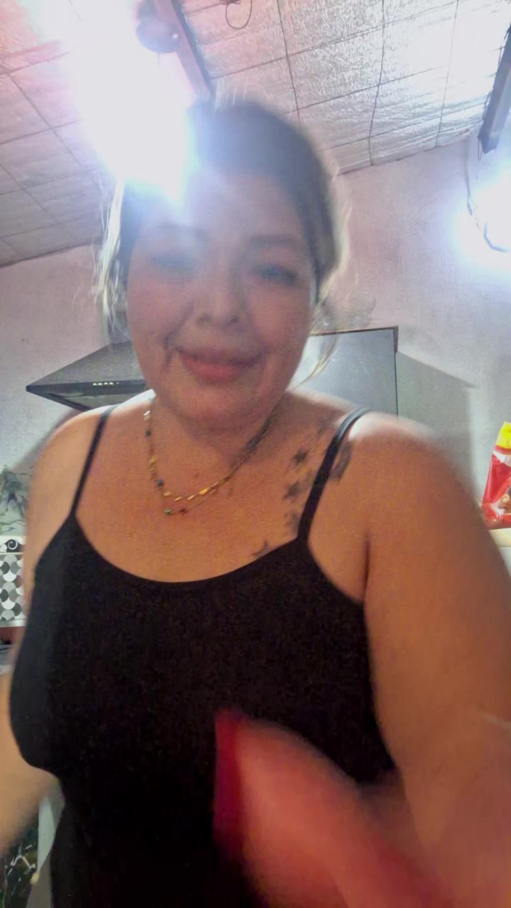 @Rachell__Baez