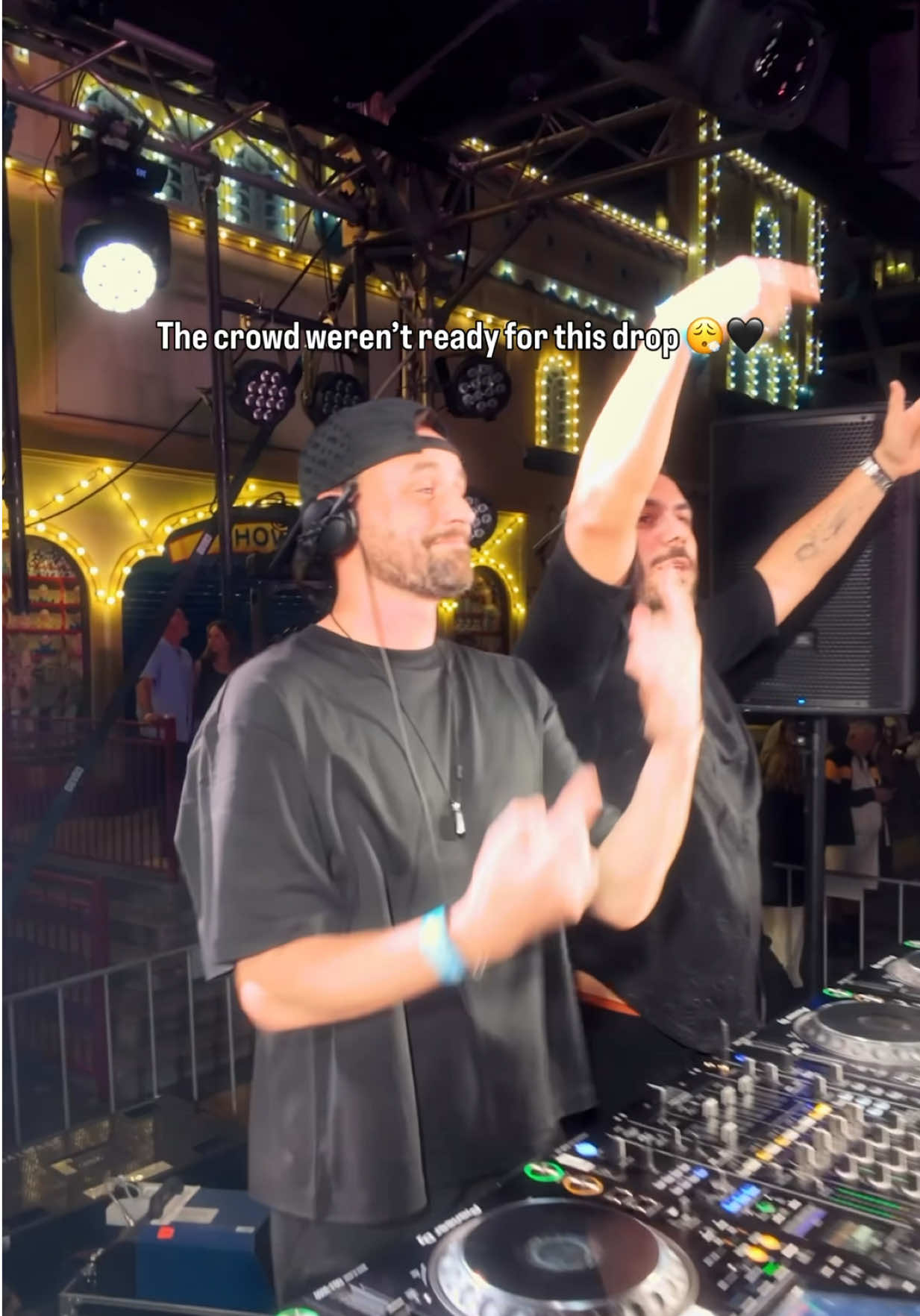 @switchdisco