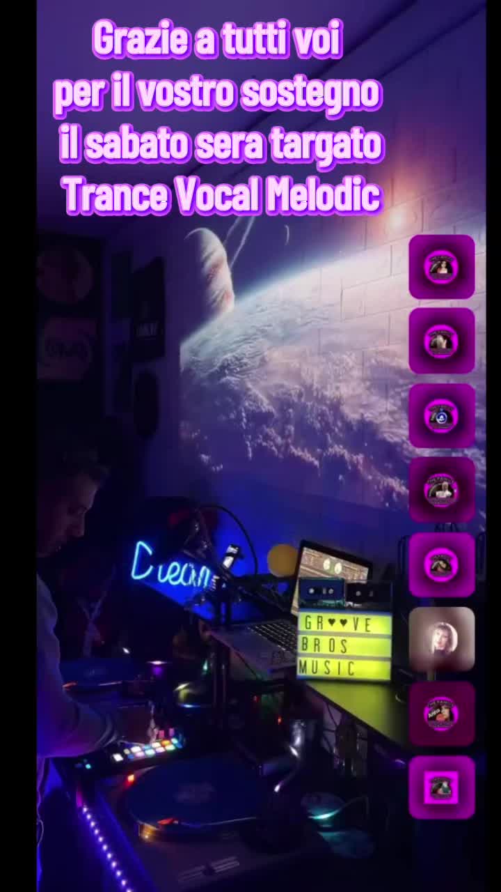 @Angelo Groove Bros Parigi💕🎧
