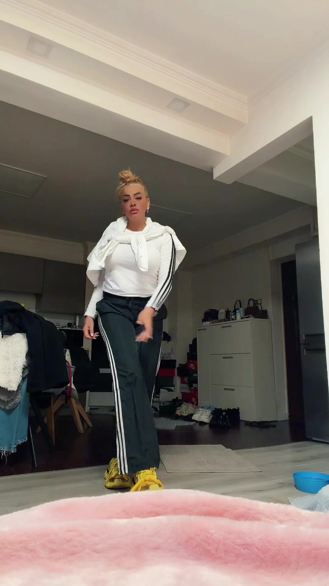 @Mon_Chery