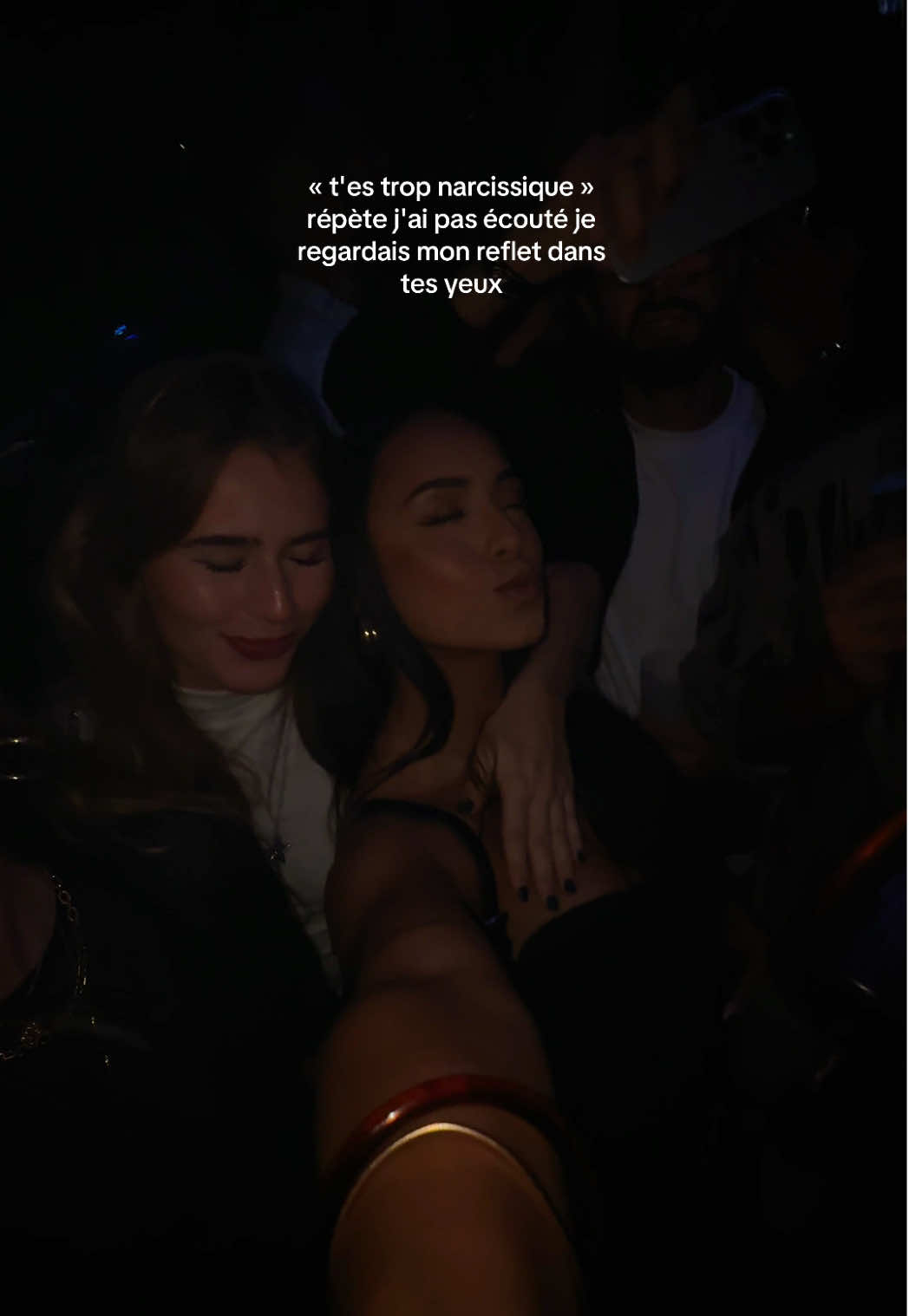 @clarissemrtz