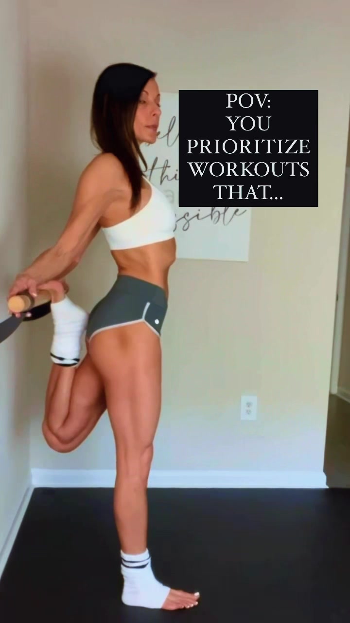 @Lydia Magnoli | Home Workouts