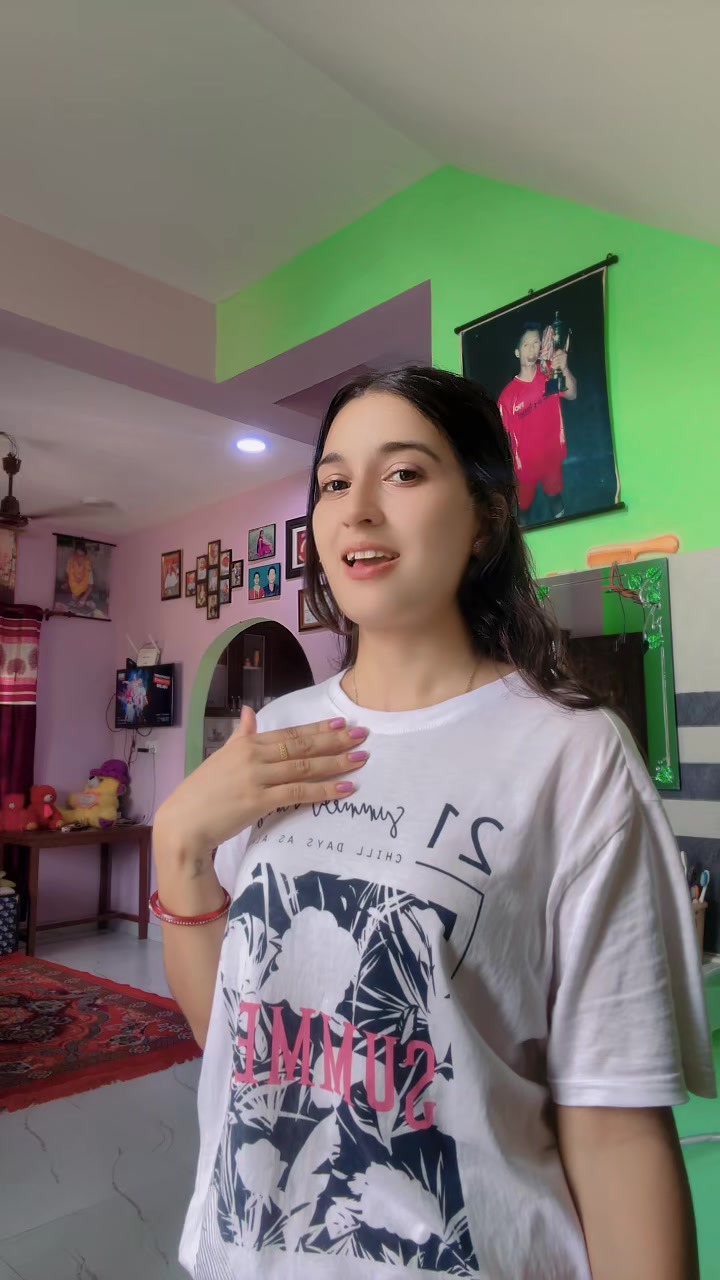 @Ambika🧿