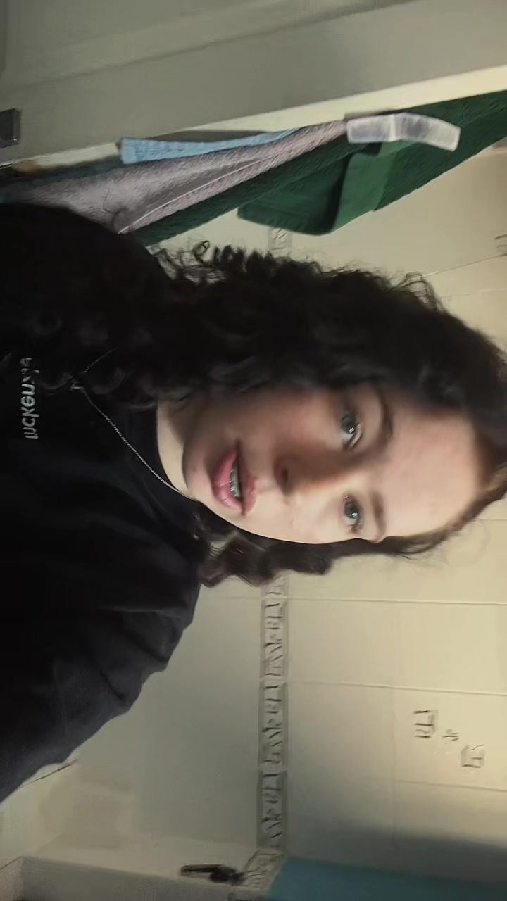 @izzy_may18