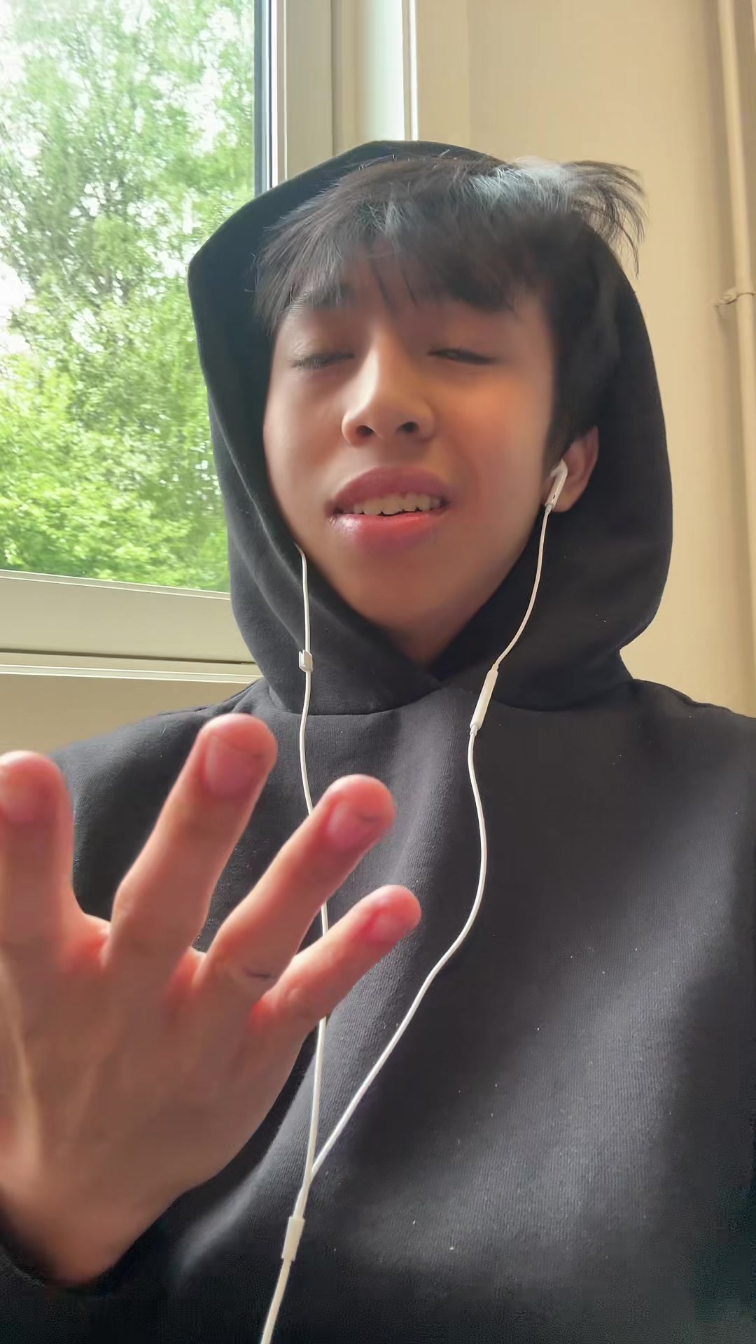 @ilickmyownfeets