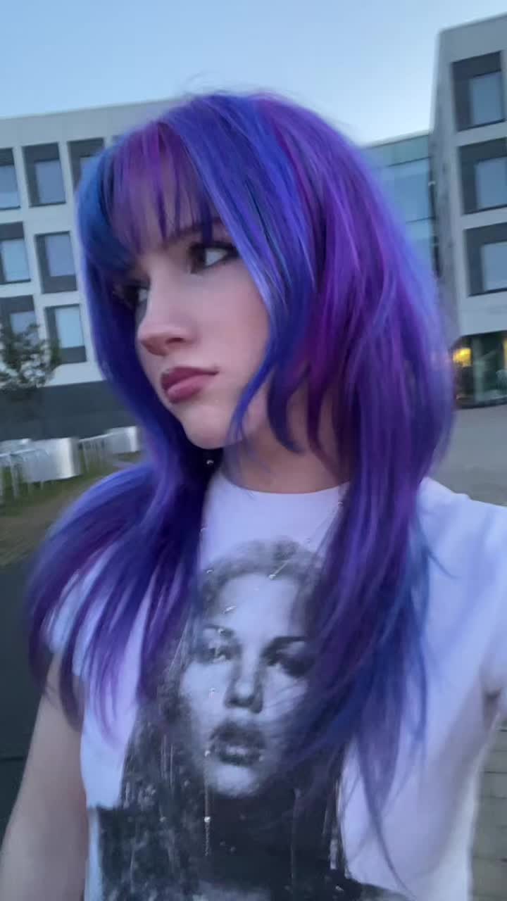 @✮ 𝑺𝒊𝒊𝒓𝒊 ⋆♪ 🎧ྀི💋