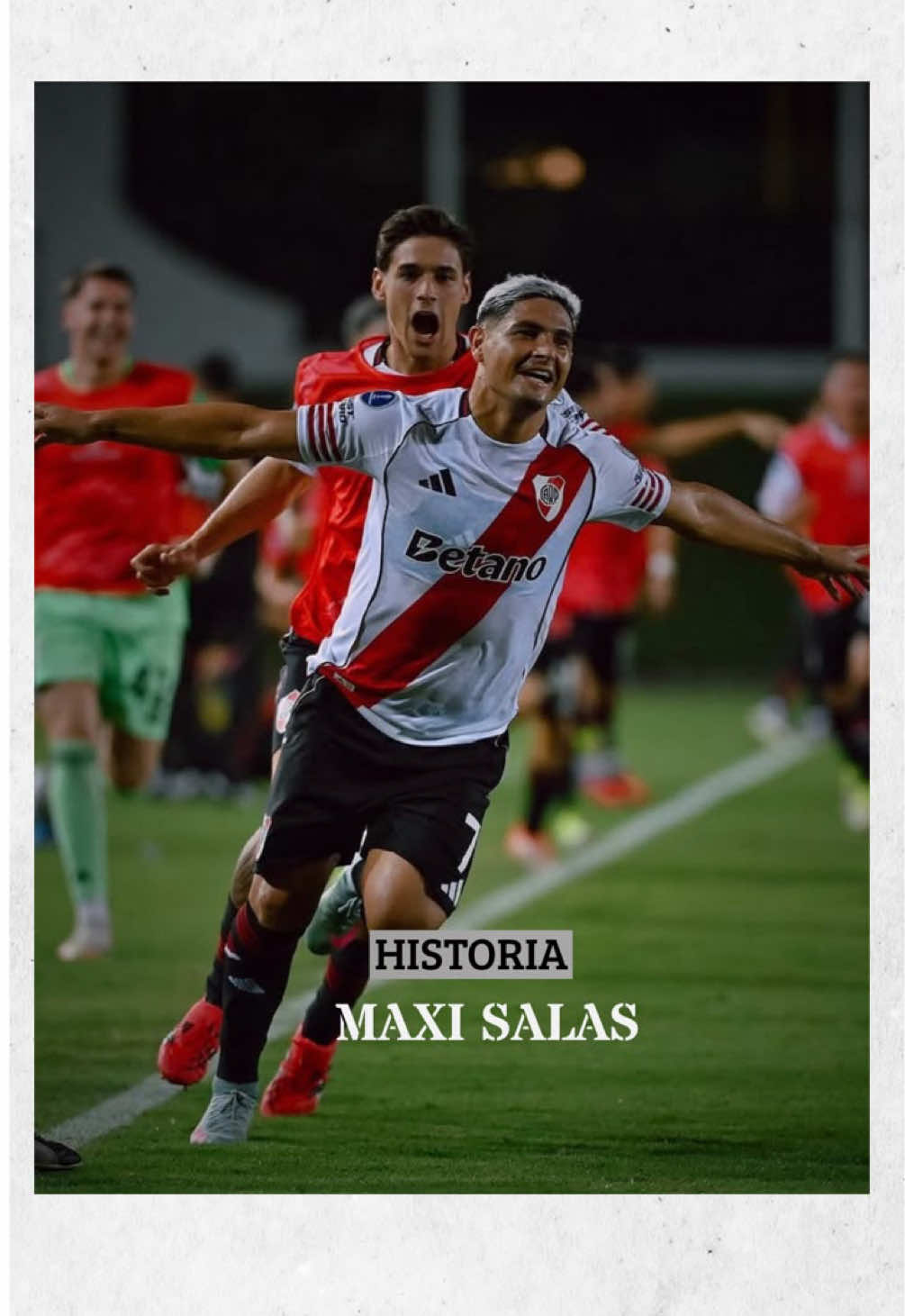 @Zona Mixta
