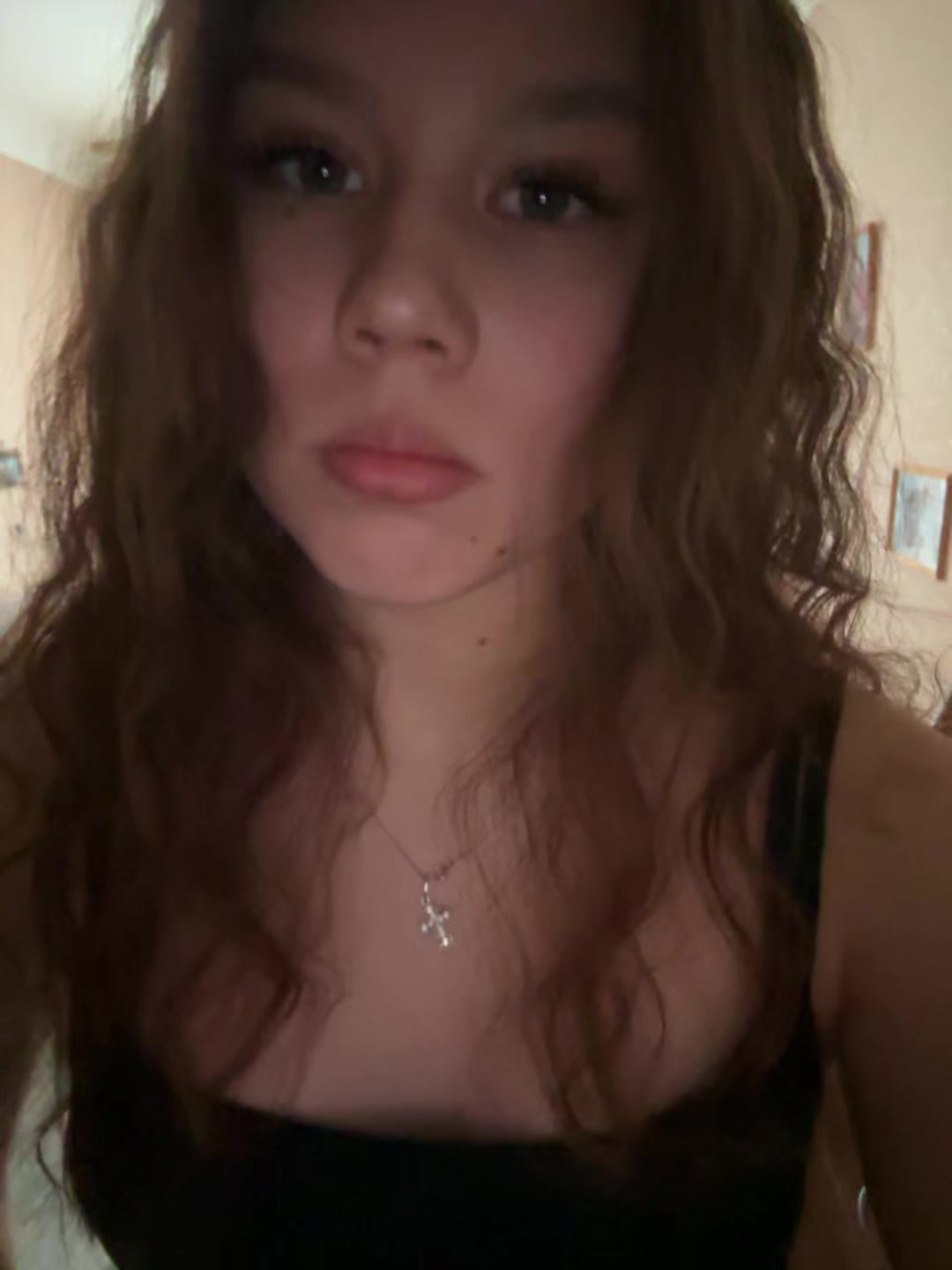 @🙇🏻&zwj;♀️
