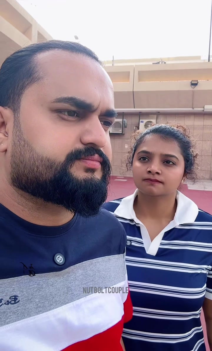 @-nutbolt-couple